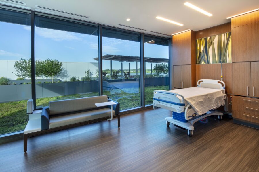 Private patient room at Arkansas Heart Hospital Encore in Bryant, Arkansas